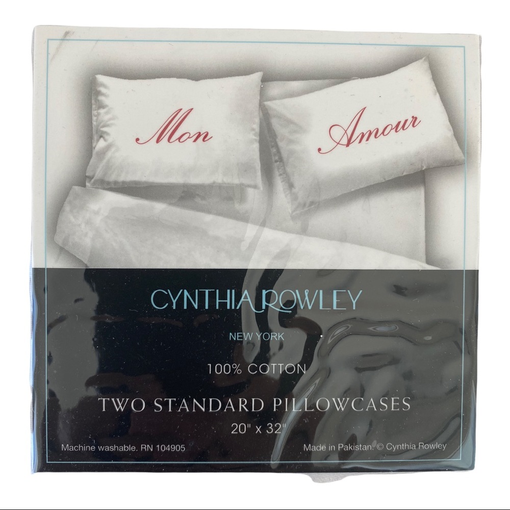 NIP Cynthia Rowley MON AMOUR My Love PILLOWCASES Set of 2